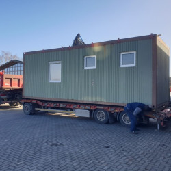 Transport eines Wohncontainers